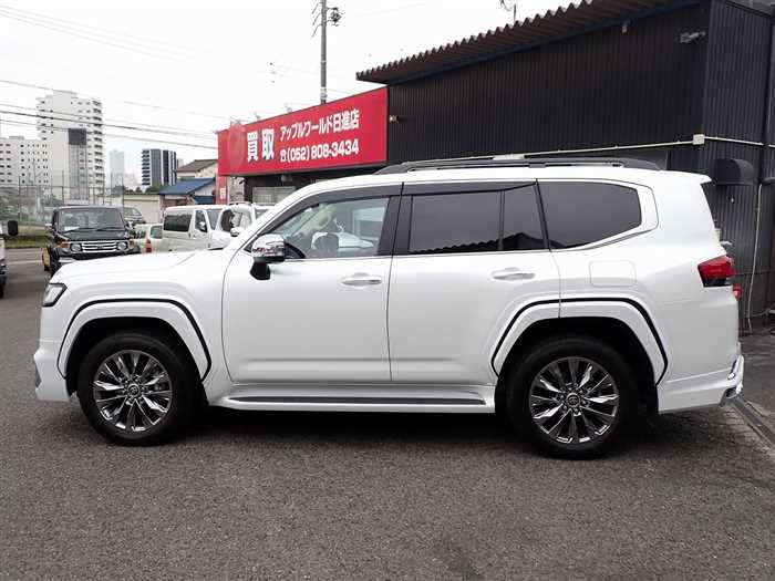 Used Toyota Land Cruiser 2022 ZX (5,756 km) - TCV (formerly